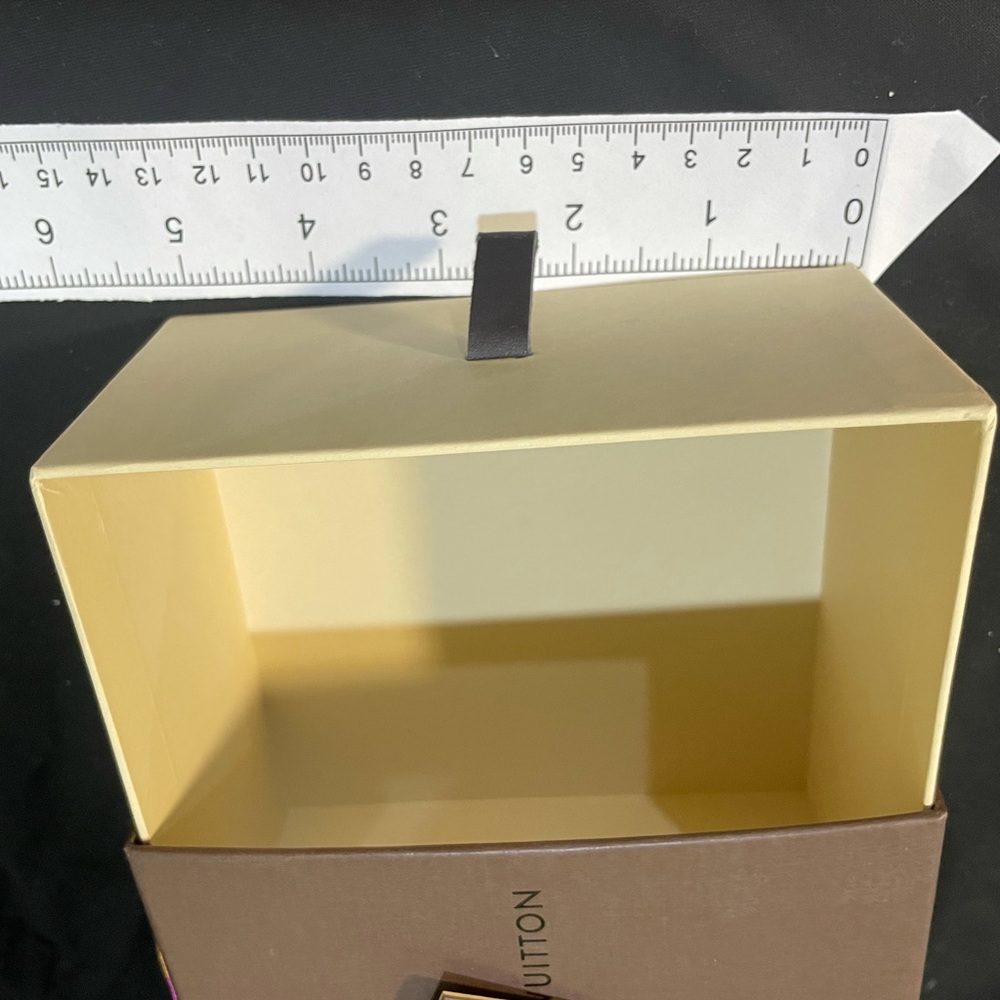 Authentic Gift Box - image 4